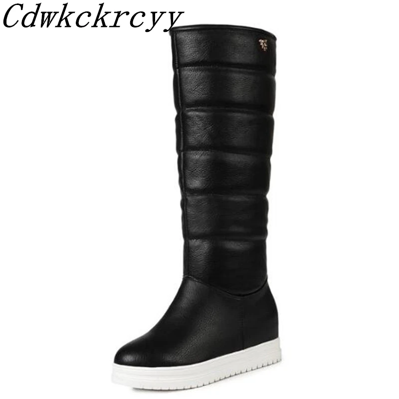 Women Boots Autumn and winter New style Thick bottom white Cashmere thickening Snow boots Internal increase Keep warm High Boots
Women Boots Autumn and winter New style Thick bottom white Cashmere thickening Snow boots Internal increase Keep warm High Boots