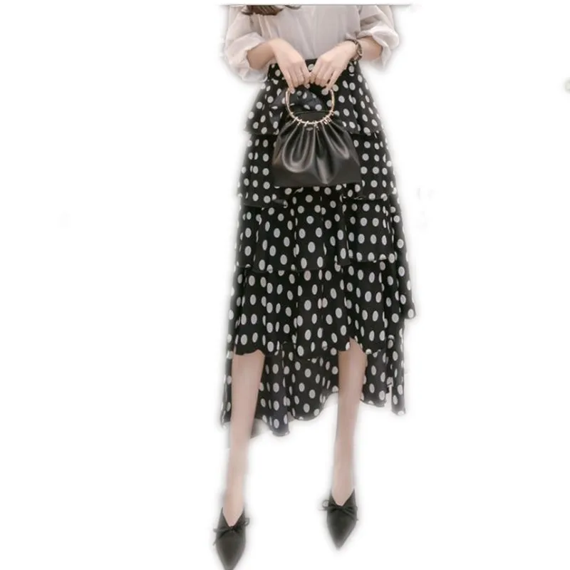 Sweet Bohemian Women Chiffon Skirts Layered 2019 Spring Summer Women Fashion Printed Dot Skirts Empire Knee-Length Skirts Q104
Sweet Bohemian Women Chiffon Skirts Layered 2019 Spring Summer Women Fashion Printed Dot Skirts Empire Knee-Length Skirts Q104