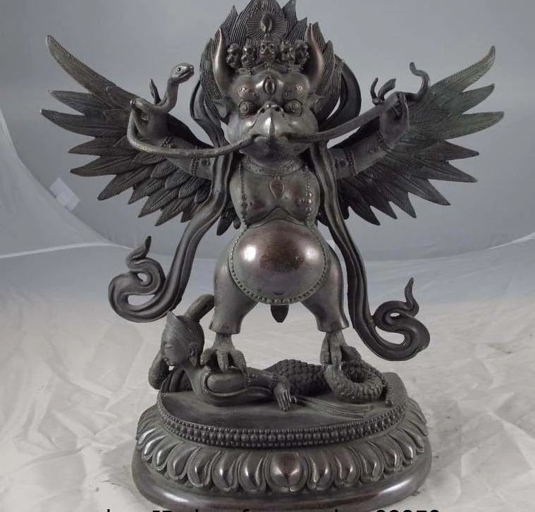13 Tibetan Buddhism Temple Old Copper Bronze Lucky Garuda God Buddha Art Statue
13 Tibetan Buddhism Temple Old Copper Bronze Lucky Garuda God Buddha Art Statue