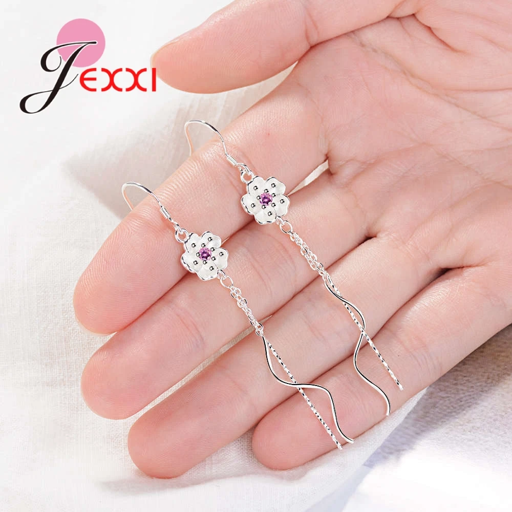 Romantic Flower with Long Chains Pendant Earrings Noble Symbol Original Brand Bridal Wedding Jewelry 925 Sterling Silver
Romantic Flower with Long Chains Pendant Earrings Noble Symbol Original Brand Bridal Wedding Jewelry 925 Sterling Silver
