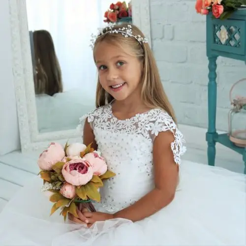 2021 Cute O Neck lace Flowers Girls Dresses beaded Appliques for First Communion Lace Ball Gown Girls Evening Gowns
2021 Cute O Neck lace Flowers Girls Dresses beaded Appliques for First Communion Lace Ball Gown Girls Evening Gowns