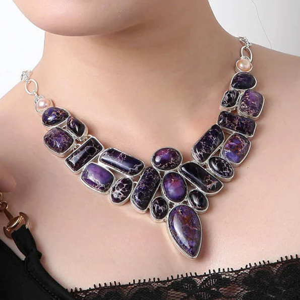 Wholesale Various Colors Luxury Regalite Statement Fashion Large Natural Semi-precious Stone Necklaces For Women GN-N017
Wholesale Various Colors Luxury Regalite Statement Fashion Large Natural Semi-precious Stone Necklaces For Women GN-N017