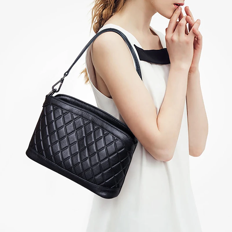 Genuine Leather Fashion Small Crossbody bags for women Shoulder Messenger Bag Luxury Handbags Female Party Purse Women's Bag
Genuine Leather Fashion Small Crossbody bags for women Shoulder Messenger Bag Luxury Handbags Female Party Purse Women's Bag