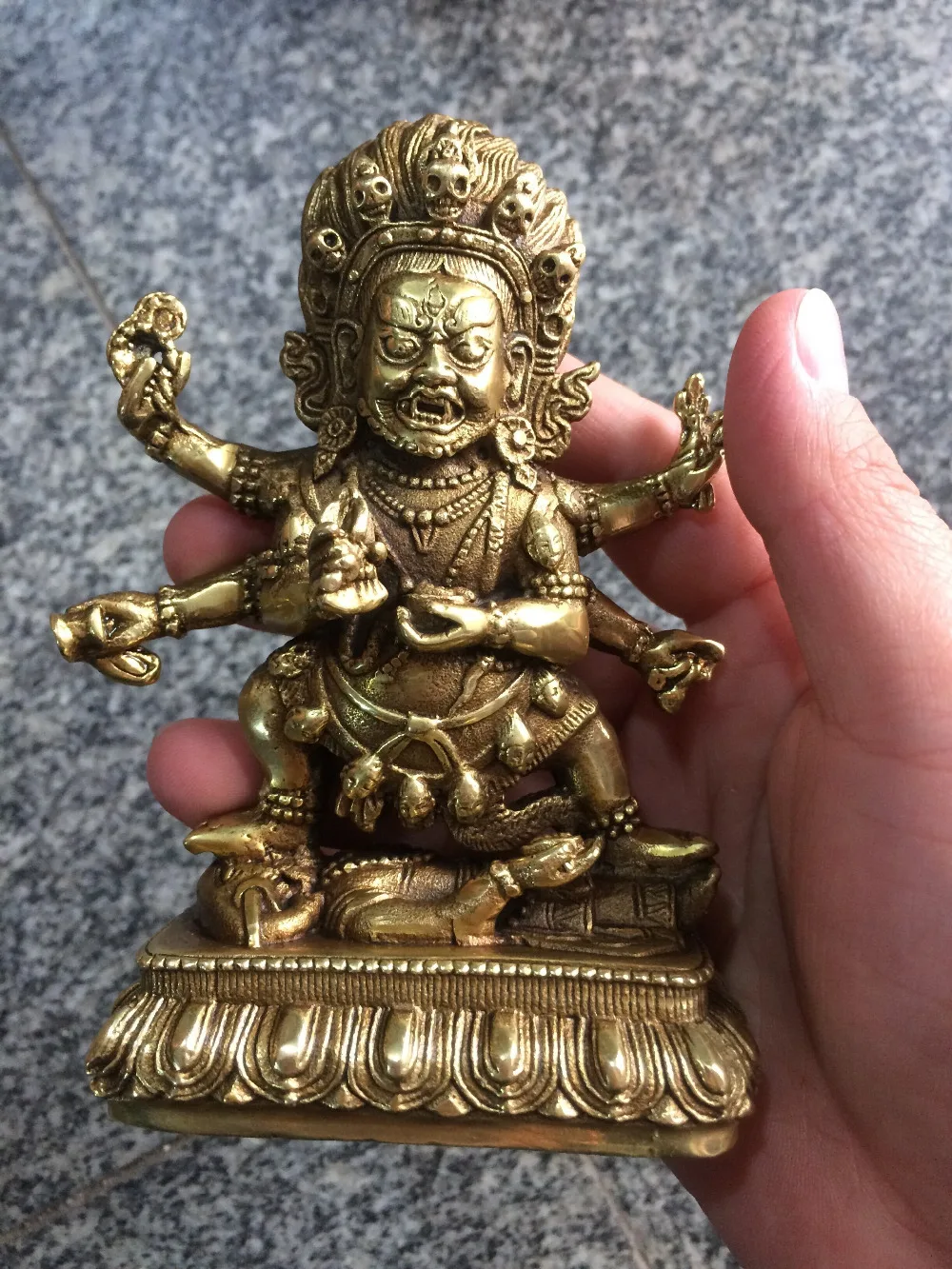 Tibet Copper Buddhist Mahakala dharma king kong buddha statue,Free Shipping Home decoration metal crafts
Tibet Copper Buddhist Mahakala dharma king kong buddha statue,Free Shipping Home decoration metal crafts