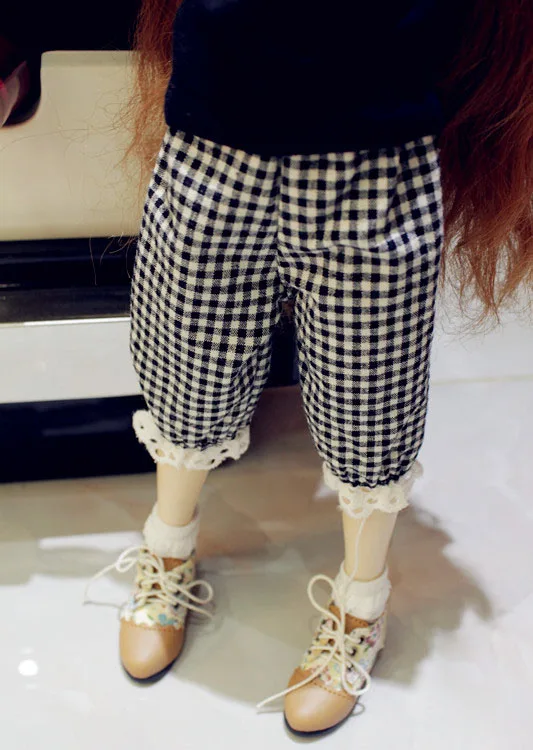 D01-P379 children handmade toy 1/6 1/3 1/4 Doll Accessories BJD/Sd clothes Black and white plaid pants 1pcs 
D01-P379 children handmade toy 1/6 1/3 1/4 Doll Accessories BJD/Sd clothes Black and white plaid pants 1pcs