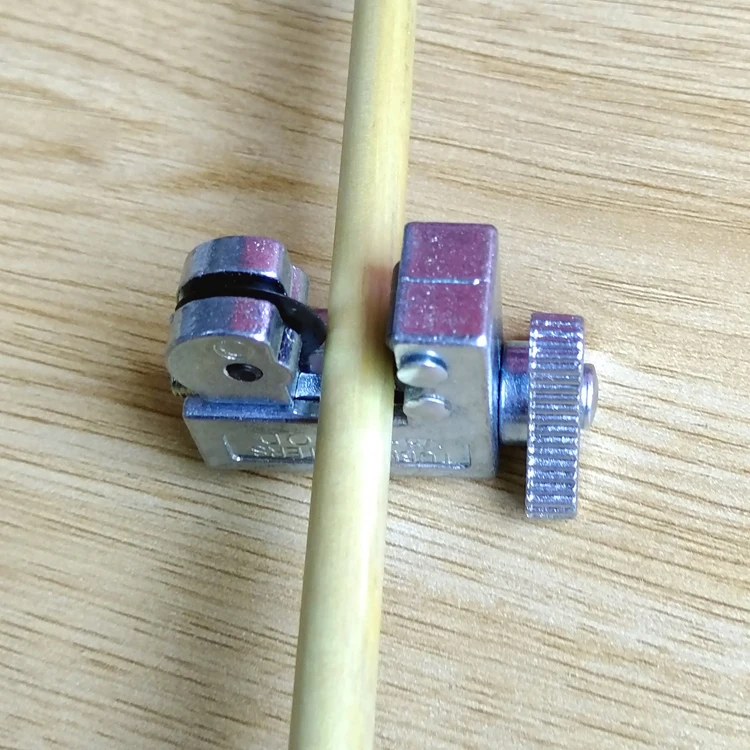 Good Tool Bow and arrow Accessories For Cutting Out Arrow Shaft Easy To Use Portable Adapt To A Variety Of Materials
Good Tool Bow and arrow Accessories For Cutting Out Arrow Shaft Easy To Use Portable Adapt To A Variety Of Materials