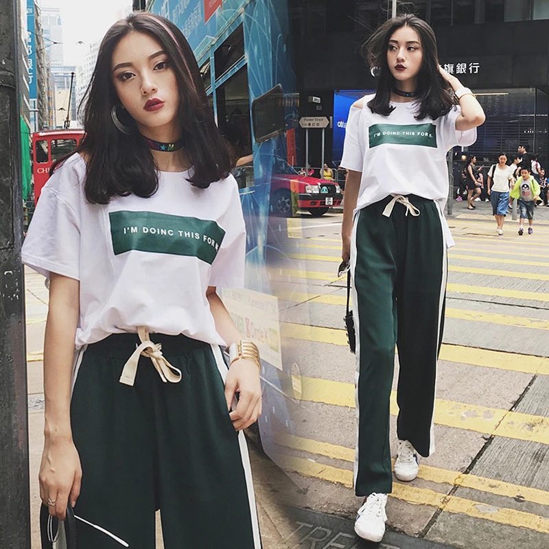 New Summer Women Tracksuit Casual Two Pieces Set Korean Clothes Womens Sport Suit Sweatshirt Side Stripe Pants Sets Streetwear
New Summer Women Tracksuit Casual Two Pieces Set Korean Clothes Womens Sport Suit Sweatshirt Side Stripe Pants Sets Streetwear