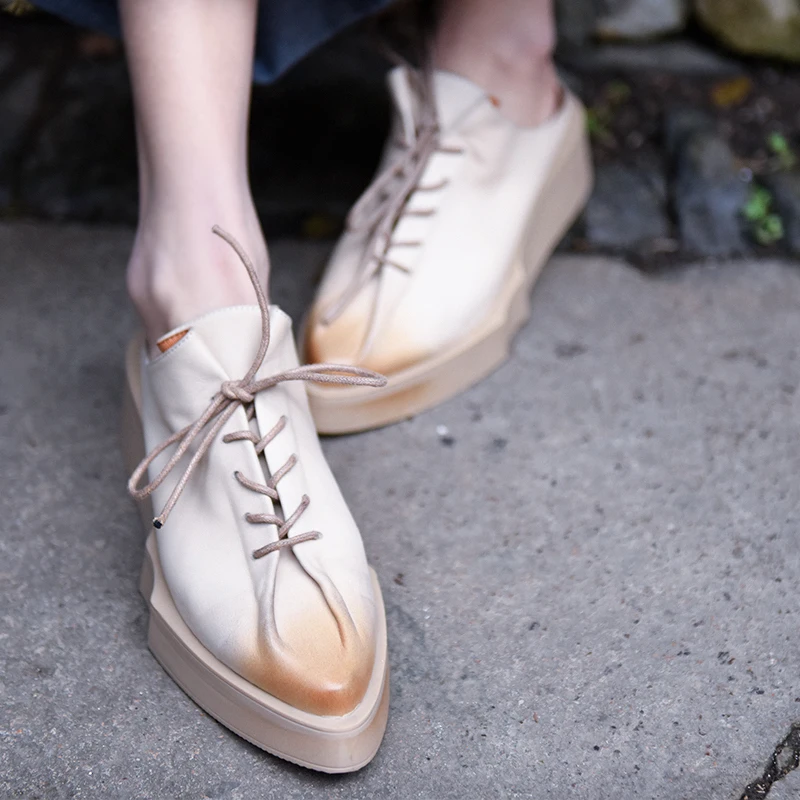 Artmu Original Spring New Japanese Style Pointed Toe Women Slippers Female Genuine Leather Wedges Heels Thick Sole Outdoor Shoes
Artmu Original Spring New Japanese Style Pointed Toe Women Slippers Female Genuine Leather Wedges Heels Thick Sole Outdoor Shoes