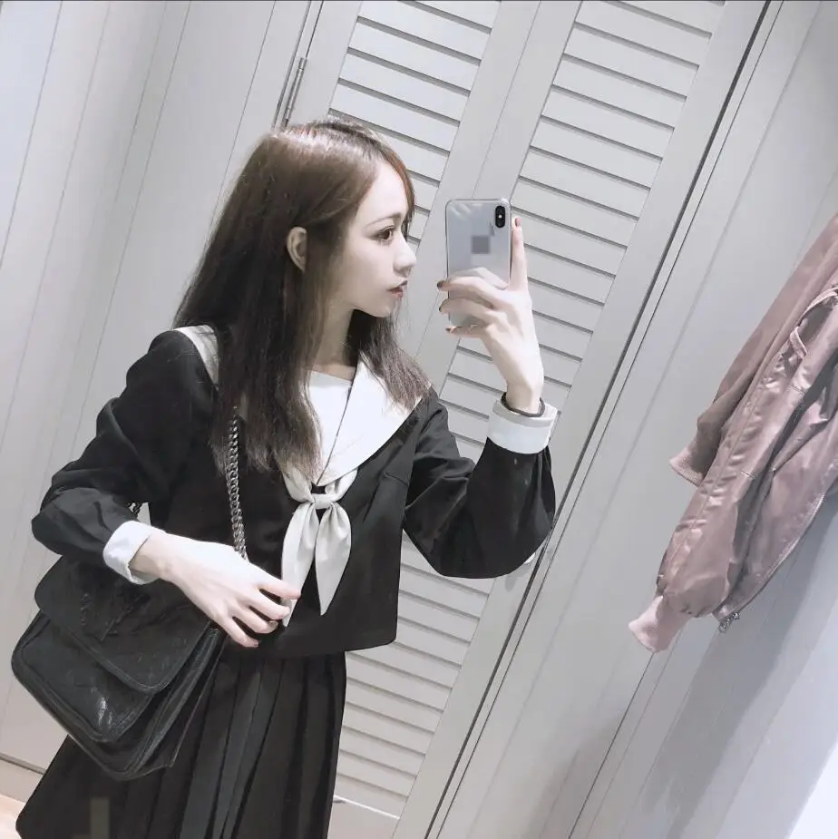 Japanese soft sister Gothic embroidery JK uniform long sleeve Daily school set top+skirt girls female cosplay JK Sailor uniform
Japanese soft sister Gothic embroidery JK uniform long sleeve Daily school set top+skirt girls female cosplay JK Sailor uniform