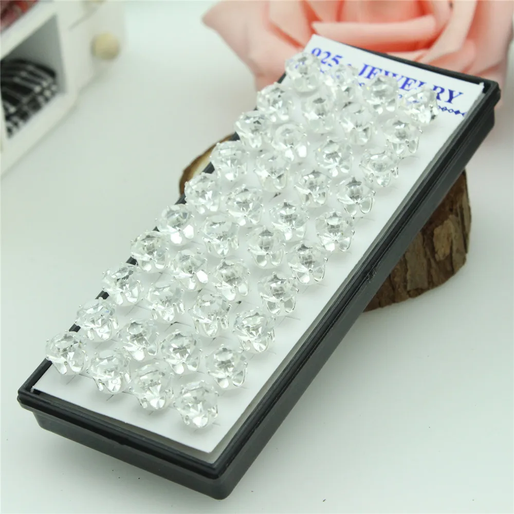 40pcs Silver Color Earrings White Crystal Women Stud Earrings Six Claw Zircon Women Silver Earrings Round Stud Earrings
40pcs Silver Color Earrings White Crystal Women Stud Earrings Six Claw Zircon Women Silver Earrings Round Stud Earrings