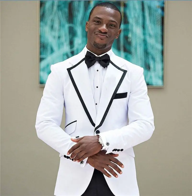 White Jacket Black Pants Best Men Groom Suit Tuxedos Groomsmen Wedding suits Custom Made C45
White Jacket Black Pants Best Men Groom Suit Tuxedos Groomsmen Wedding suits Custom Made C45