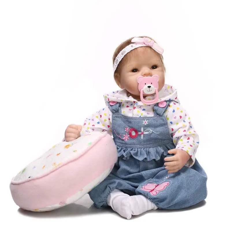 52cm Handmade Cute Soft Cloth Body Lifelike Newborn Baby Girl with Baby Strap Jeans Silicone Reborn Baby Doll Christmas Gifts
52cm Handmade Cute Soft Cloth Body Lifelike Newborn Baby Girl with Baby Strap Jeans Silicone Reborn Baby Doll Christmas Gifts
