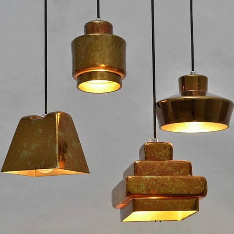 Antique Single Glass Pendant Light Rustic Plated Scrap Metal Gold Glass Industrial Retro Pendant Hanging Lamp for Bar Loft Cafe
Antique Single Glass Pendant Light Rustic Plated Scrap Metal Gold Glass Industrial Retro Pendant Hanging Lamp for Bar Loft Cafe
