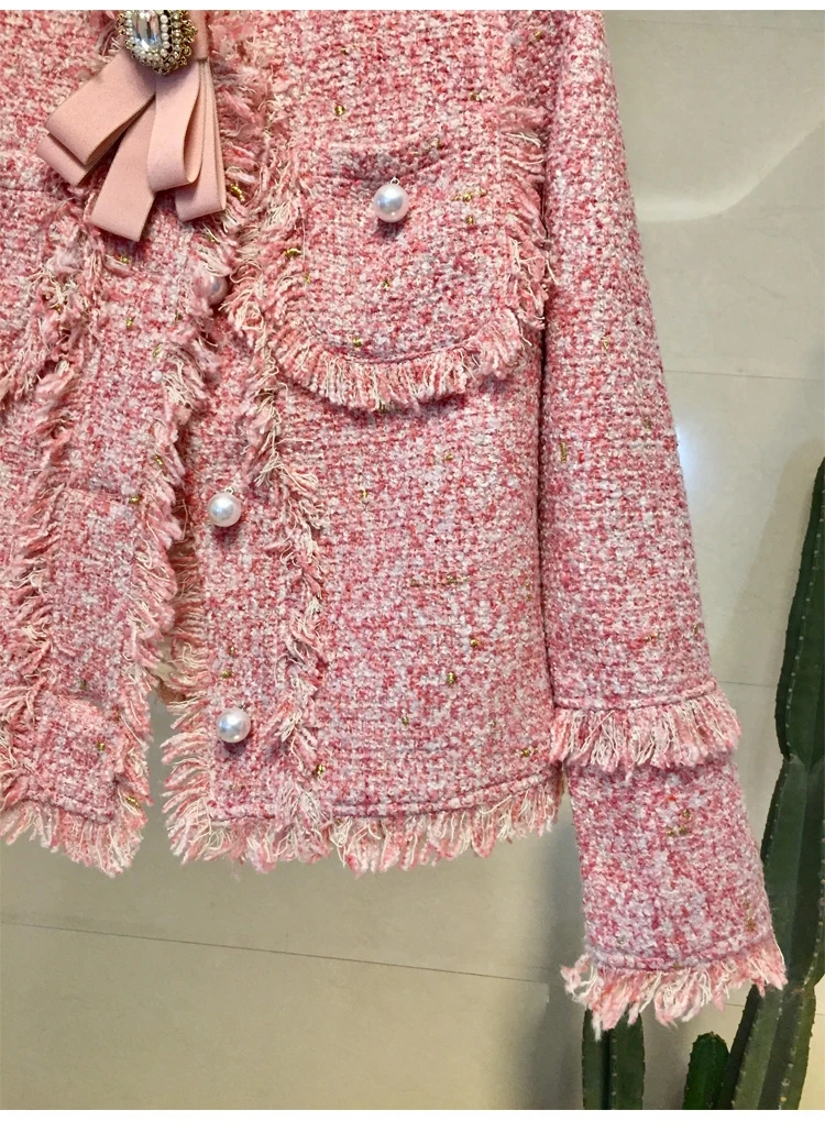Runway Fashion 2020 New Autumn Winter Luxury Gray Retro Woolen Tweed Outwear Pink Fringed Tassel Diamond Bow Short Coat&Jackets
Runway Fashion 2020 New Autumn Winter Luxury Gray Retro Woolen Tweed Outwear Pink Fringed Tassel Diamond Bow Short Coat&Jackets