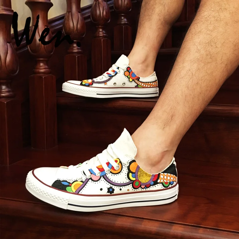 Wen White Shoes Design Custom Floral Totem Hand Painted Shoes Men Low Top Canvas Sneakers Women Plimsolls Graffiti Painting
Wen White Shoes Design Custom Floral Totem Hand Painted Shoes Men Low Top Canvas Sneakers Women Plimsolls Graffiti Painting