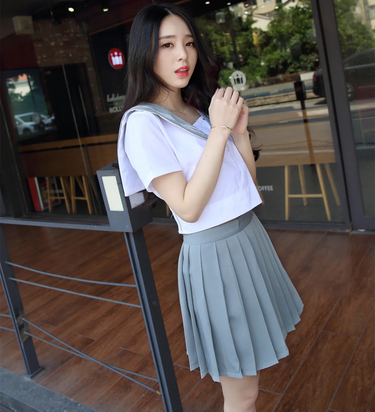 Japanese Class Sailor Suit Female Summer Short-sleeved Student Uniform Set Costume School uniform Girl Pleated Skirts
Japanese Class Sailor Suit Female Summer Short-sleeved Student Uniform Set Costume School uniform Girl Pleated Skirts