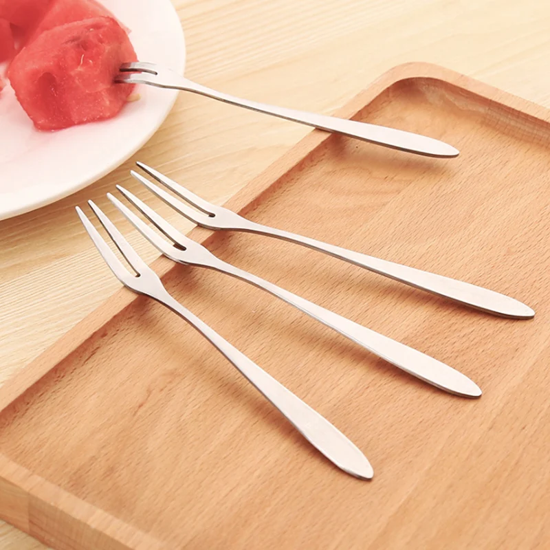 13.5x1.2cm 10 Pieces Stainless Steel West Tableware Fruit Fork Sign Small Fork Cake Dessert Fruit Fork Kitchen Accessory
13.5x1.2cm 10 Pieces Stainless Steel West Tableware Fruit Fork Sign Small Fork Cake Dessert Fruit Fork Kitchen Accessory
