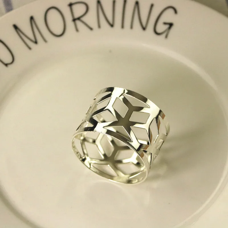 12PCS stainless steel gold / silver napkin ring wedding wedding supplies geometric napkin buckle
12PCS stainless steel gold / silver napkin ring wedding wedding supplies geometric napkin buckle