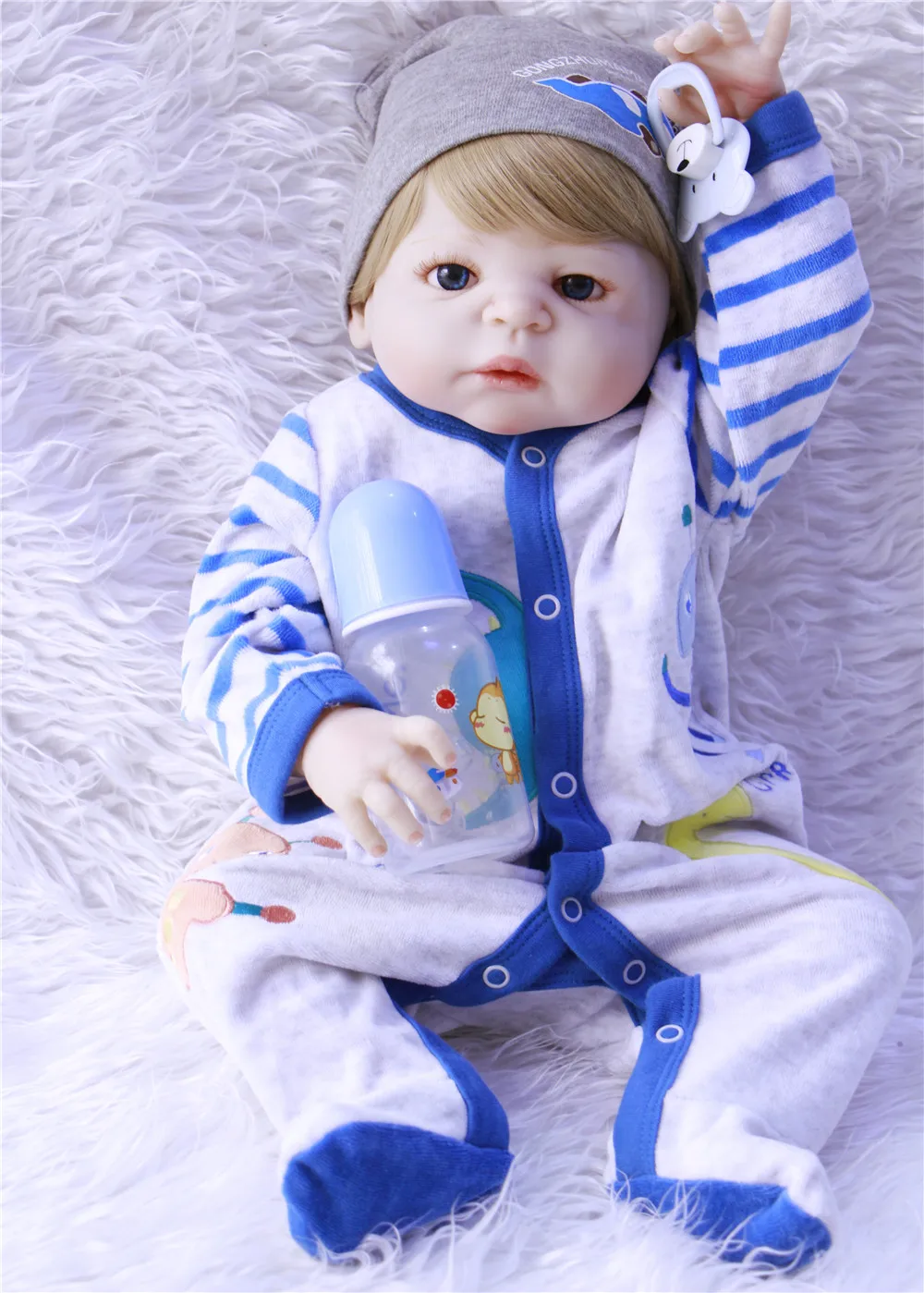 silicone dolls reborn NPK boy doll reborn babies 22" soft BJD fashion baby new born Bebes reborn bonecas DIY toy doll gift
silicone dolls reborn NPK boy doll reborn babies 22" soft BJD fashion baby new born Bebes reborn bonecas DIY toy doll gift