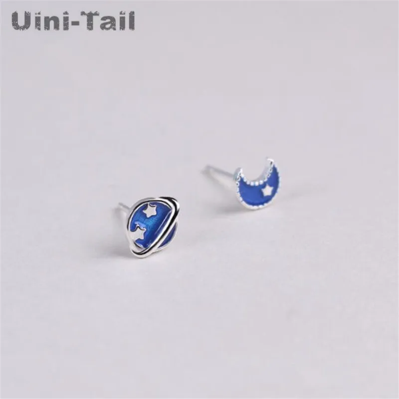 Uini-Tail hot new 925 sterling silver blue planet creative stars moon asymmetrical earrings Korean personality simple fashion
Uini-Tail hot new 925 sterling silver blue planet creative stars moon asymmetrical earrings Korean personality simple fashion