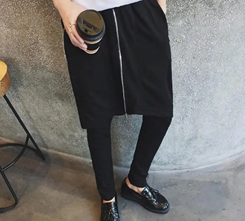 27-44 HOT 2019 Spring Men's New Personality fake two feet harem pants Slim pants hair stylist trend skirt pants
27-44 HOT 2019 Spring Men's New Personality fake two feet harem pants Slim pants hair stylist trend skirt pants