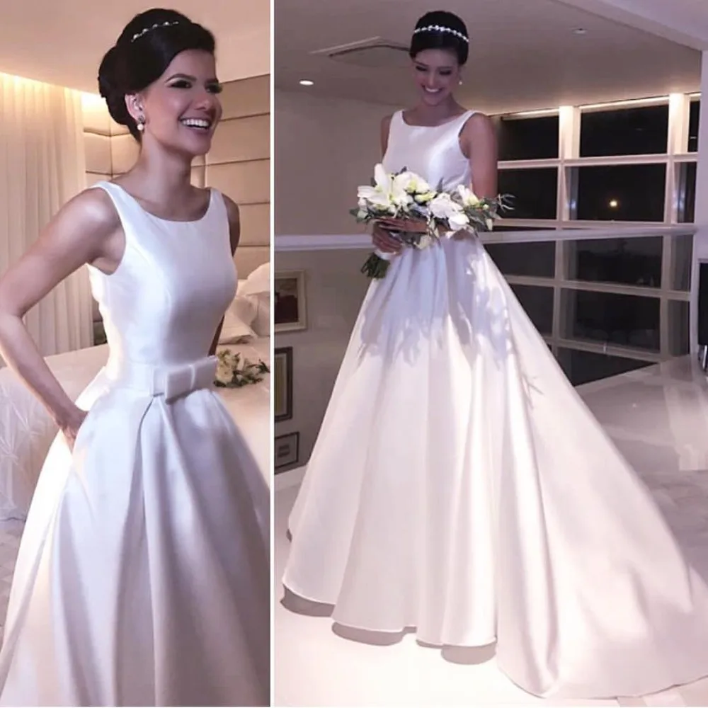 Simple White Satin Wedding Dresses A Line Floor Length Sleeveless Charming Bridal Dress Cheap Vestido De Casamento Custom Made
Simple White Satin Wedding Dresses A Line Floor Length Sleeveless Charming Bridal Dress Cheap Vestido De Casamento Custom Made