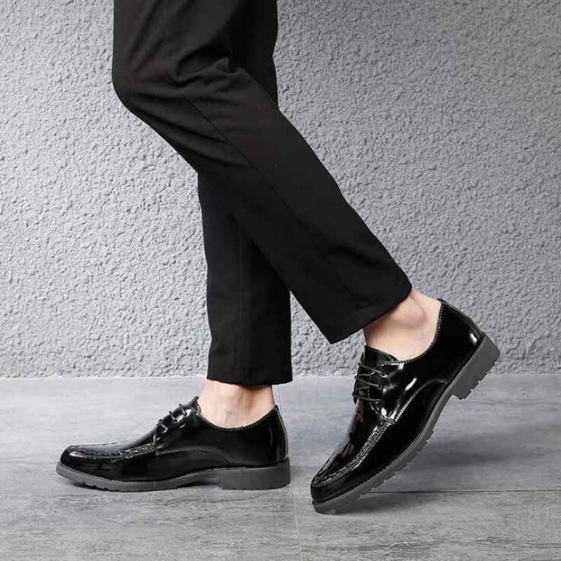 Handmade Men Formal Shoes Patent Leather Office Business Wedding Suit Dress Loafers Mens Black Oxford Bride Shoes
Handmade Men Formal Shoes Patent Leather Office Business Wedding Suit Dress Loafers Mens Black Oxford Bride Shoes