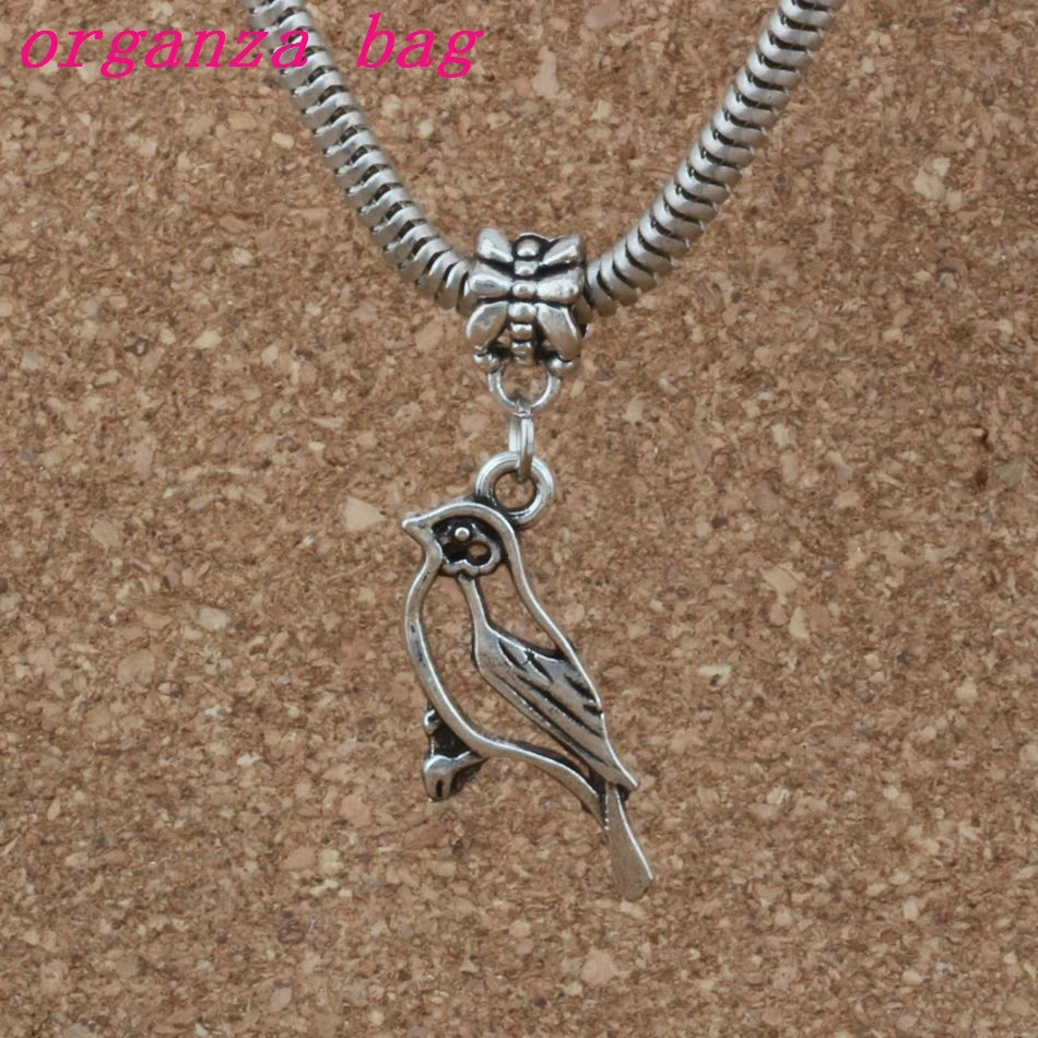 100pcs/lot Dangle Zinc Alloy Hollow Bird Charm Big Hole Beads Fit European Charm Bracelet Jewelry 11x39mm A-245a
100pcs/lot Dangle Zinc Alloy Hollow Bird Charm Big Hole Beads Fit European Charm Bracelet Jewelry 11x39mm A-245a
