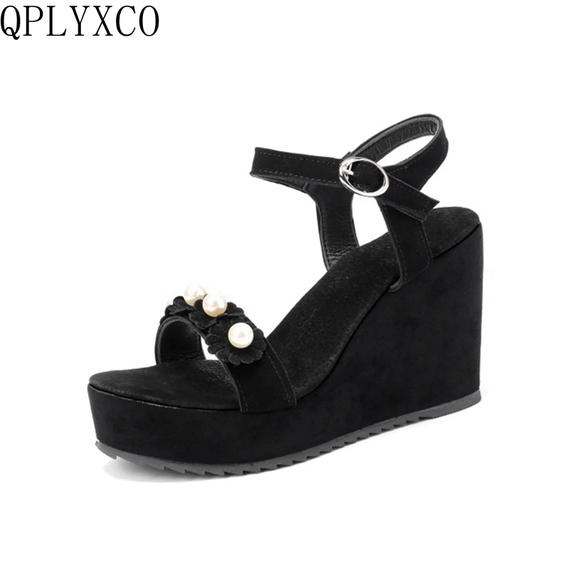 QPLYXCO 2019 Hot Sale Big size 45 Women Sandals Summer Fashion peep toe Thick Bottom wedges high heels wedding shoes woman C5-18
QPLYXCO 2019 Hot Sale Big size 45 Women Sandals Summer Fashion peep toe Thick Bottom wedges high heels wedding shoes woman C5-18