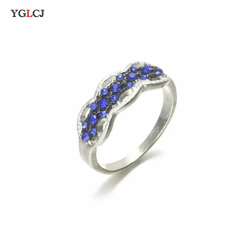 Fashion Design Women'S Ring Sky Blue Crystal Ladies Ring Jewelry Wedding Engagement Luxury Inlaid Stone Ring
Fashion Design Women'S Ring Sky Blue Crystal Ladies Ring Jewelry Wedding Engagement Luxury Inlaid Stone Ring