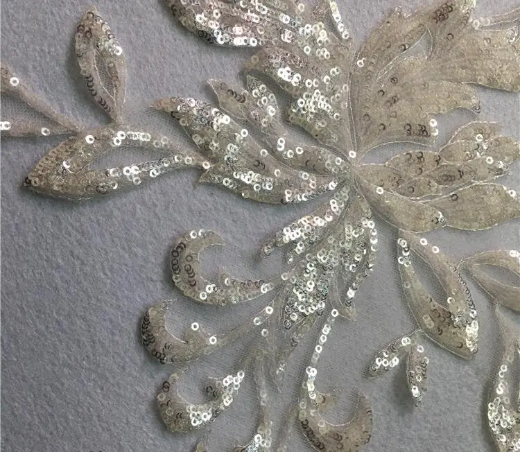 1PC Wedding Dress Lace Fabric Applique Bridal Gown Trims Flower Sequins Embroidered Sewing Apparel Trims Dress Lace Accessories
1PC Wedding Dress Lace Fabric Applique Bridal Gown Trims Flower Sequins Embroidered Sewing Apparel Trims Dress Lace Accessories