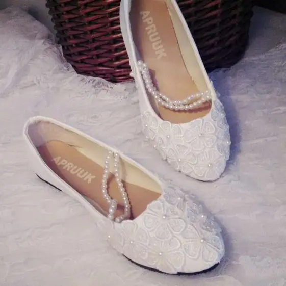 Wedding shoes women flat heel plus sizes 41 42 43 handmade romantic ladies female wedding flats shoes lace pearls brides shoe
Wedding shoes women flat heel plus sizes 41 42 43 handmade romantic ladies female wedding flats shoes lace pearls brides shoe
