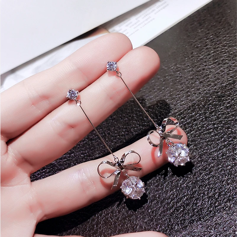 Utimtree Cute Lovely Bowknot Long Stud Earrings for Girl Gifts CZ Zircon Stone Women Earring Silver 925 Jewelry Top Quality
Utimtree Cute Lovely Bowknot Long Stud Earrings for Girl Gifts CZ Zircon Stone Women Earring Silver 925 Jewelry Top Quality