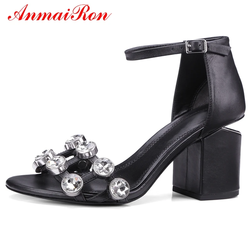 ANMAIRON Genuine Leather Basic Casual Sandals Women Summer 2019 Women High Heel Shoes Size 34-39 LY832
ANMAIRON Genuine Leather Basic Casual Sandals Women Summer 2019 Women High Heel Shoes Size 34-39 LY832