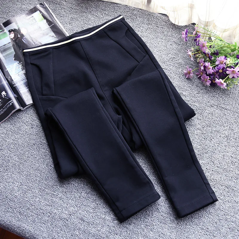 2019 new plus cashmere pants Slim was thin fashion stitching black plus size plus cashmere leggings feet trousers
2019 new plus cashmere pants Slim was thin fashion stitching black plus size plus cashmere leggings feet trousers
