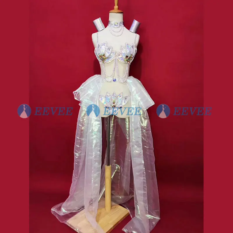 Sparkly White Beading Crystals Bikini Long Trailing Skirt Set Nightclub Bar DJ Female Singer Costume Dance Teams Stage Outfits
Sparkly White Beading Crystals Bikini Long Trailing Skirt Set Nightclub Bar DJ Female Singer Costume Dance Teams Stage Outfits