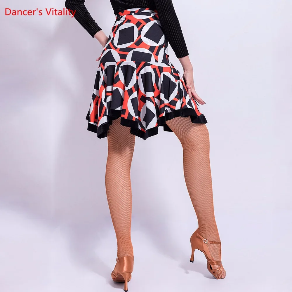 Новинка 2018 Женская юбка для латинских танцев плиссированная одежда взрослых