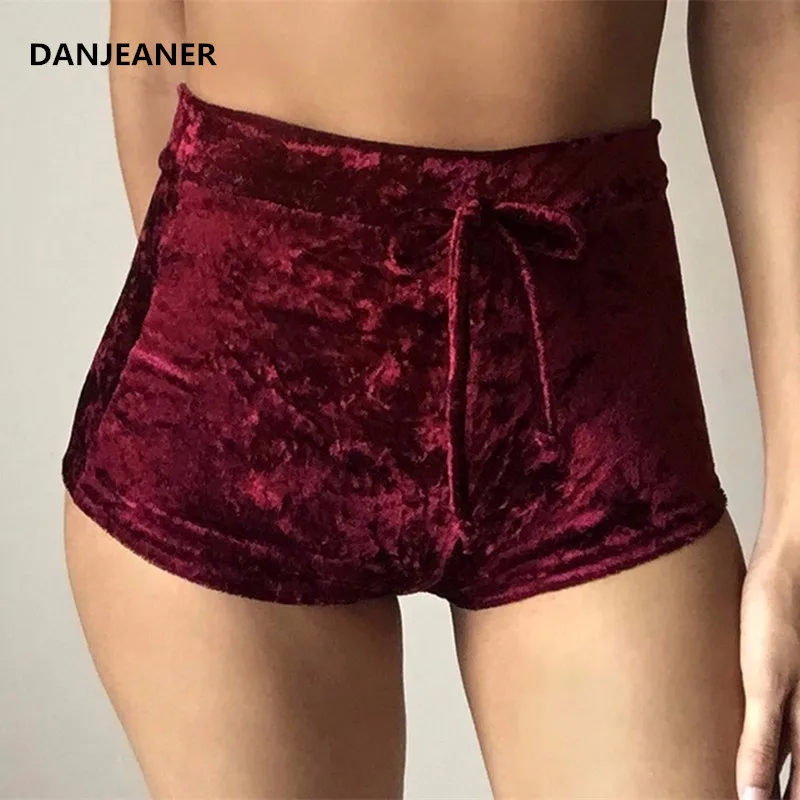 Danjeaner Women Velvet Shorts Fashion Sexy Bodycon Workout Flannel Short Pants Feminino Pantalones Mujer Fitness Soft Sportwear
Danjeaner Women Velvet Shorts Fashion Sexy Bodycon Workout Flannel Short Pants Feminino Pantalones Mujer Fitness Soft Sportwear