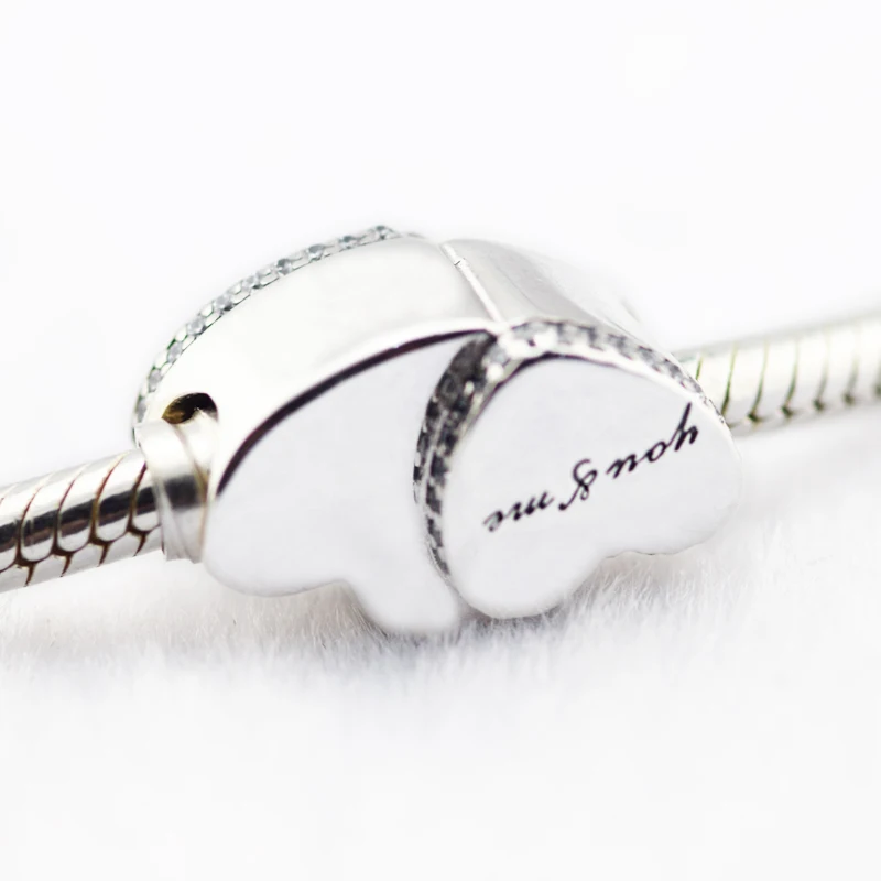 Two Hearts YOU & ME Bead Fit Silver Charm Bracelet & Necklace 925 Silver Jewelry For Women Bracelet DIY Valentine's Gift
Two Hearts YOU & ME Bead Fit Silver Charm Bracelet & Necklace 925 Silver Jewelry For Women Bracelet DIY Valentine's Gift
