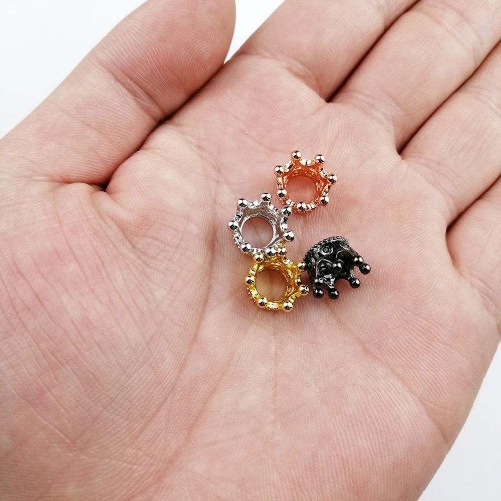 WLYeeS 4pcs Imperial Crown Cap Copper Spacer bead Vintage Charm Metal Pendant Loose bead for Jewelry bracelet making DIY Finding
WLYeeS 4pcs Imperial Crown Cap Copper Spacer bead Vintage Charm Metal Pendant Loose bead for Jewelry bracelet making DIY Finding
