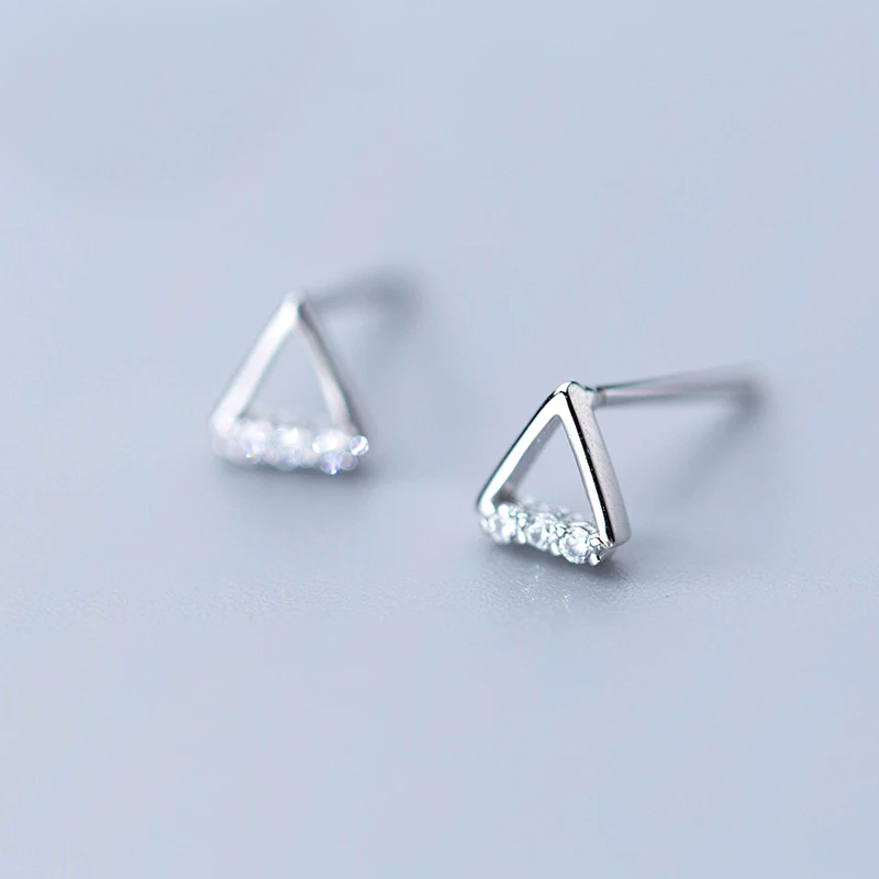 MloveAcc 925 Sterling Silver Elegant Triangle Clear CZ Stud Earrings for Women Sterling Silver Earrings Jewelry
MloveAcc 925 Sterling Silver Elegant Triangle Clear CZ Stud Earrings for Women Sterling Silver Earrings Jewelry