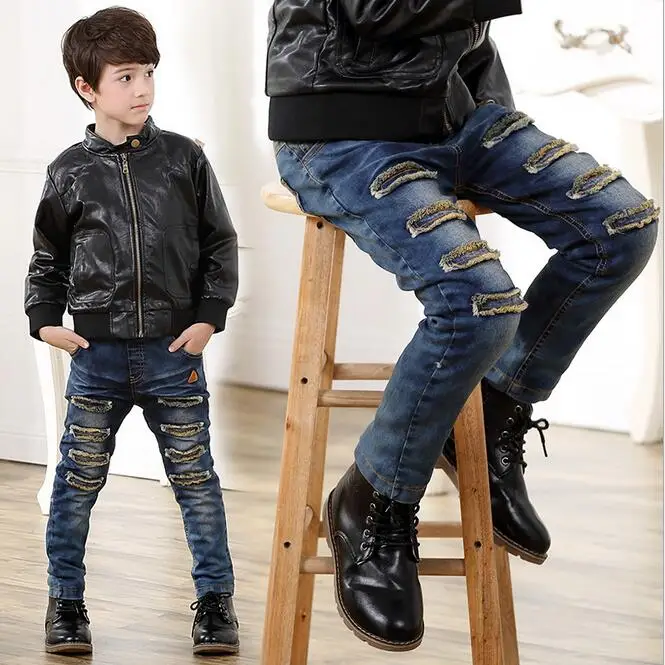 Children Ripped Hole Jeans Pants 2020 New Spring Kids Broken Denim Trousers For Baby Boy 2 3 4 5 6 7 8 9 10T
Children Ripped Hole Jeans Pants 2020 New Spring Kids Broken Denim Trousers For Baby Boy 2 3 4 5 6 7 8 9 10T