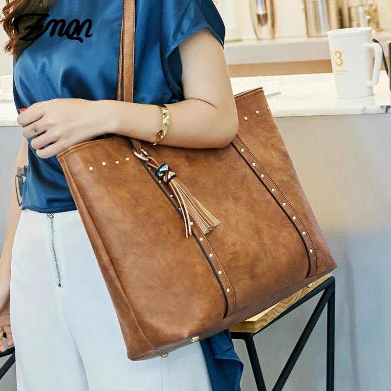 ZMQN Women Tote Bag Handbags Women PU Leather Handbags Female Rivet Vintage Big Bag For Women 2020 Tassel Hand Bags Ladies C666
ZMQN Women Tote Bag Handbags Women PU Leather Handbags Female Rivet Vintage Big Bag For Women 2020 Tassel Hand Bags Ladies C666