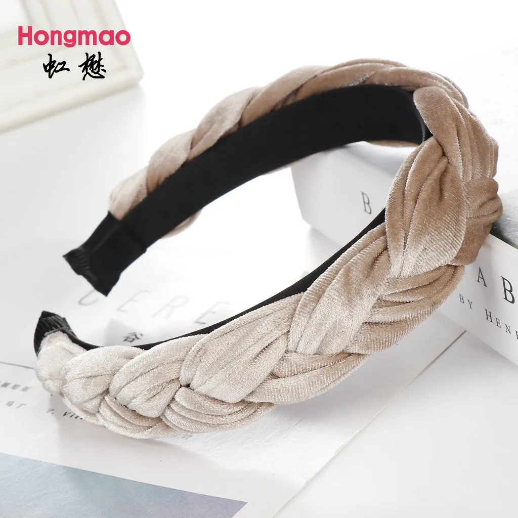 1Pcs Bohemian Velvet Braided Knitted Hairband Headband Hair Accessories Women Girls Hair Hoop Ladies Headpieces
1Pcs Bohemian Velvet Braided Knitted Hairband Headband Hair Accessories Women Girls Hair Hoop Ladies Headpieces