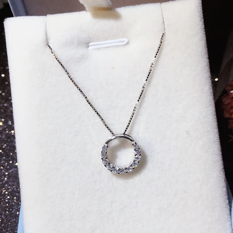 Real 925 Sterling Silver Simple Designer Zircon Decorative Circle Pendant New Arrival Women Cute Necklace
Real 925 Sterling Silver Simple Designer Zircon Decorative Circle Pendant New Arrival Women Cute Necklace