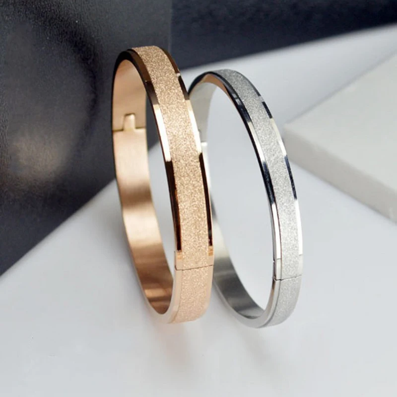 Simple Rose Gold Fashion Punk Luxury Love Bracelets Bangles Grind Arenaceous Frosted Bracelets For Women Men Couple Cool Jewelry
Simple Rose Gold Fashion Punk Luxury Love Bracelets Bangles Grind Arenaceous Frosted Bracelets For Women Men Couple Cool Jewelry