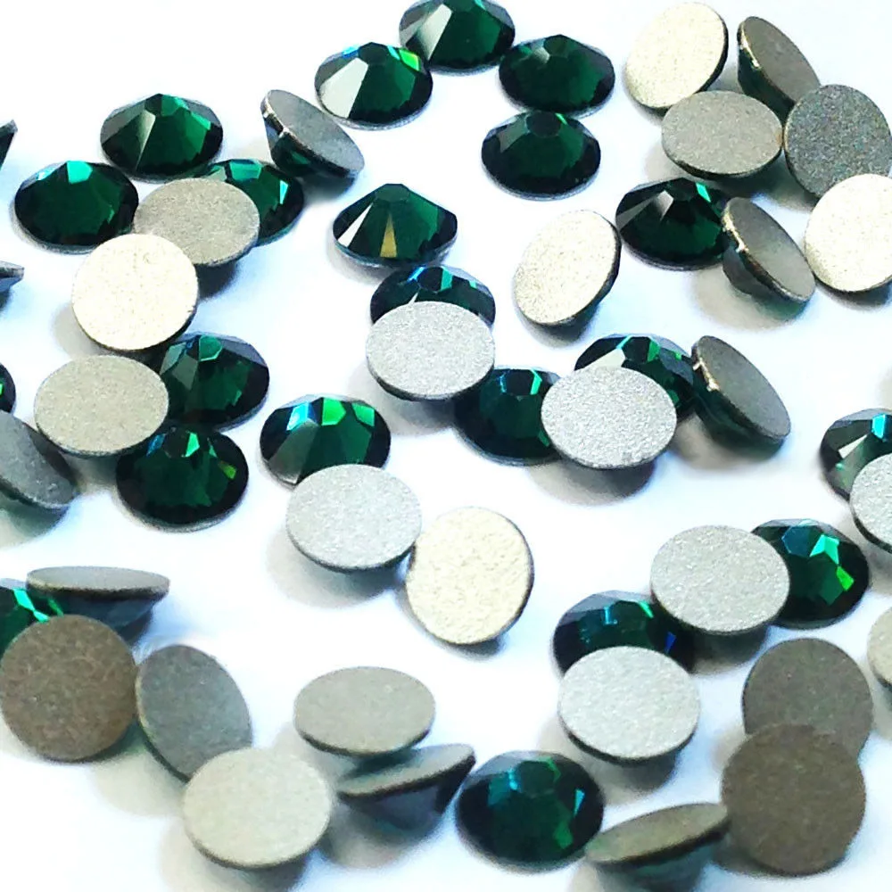 Shiny Strass Emerald Crystal sparkle Stones NO Hotfix Rhinestones For Clothes Nail Art Dress Decorative Flat back Crystals
Shiny Strass Emerald Crystal sparkle Stones NO Hotfix Rhinestones For Clothes Nail Art Dress Decorative Flat back Crystals