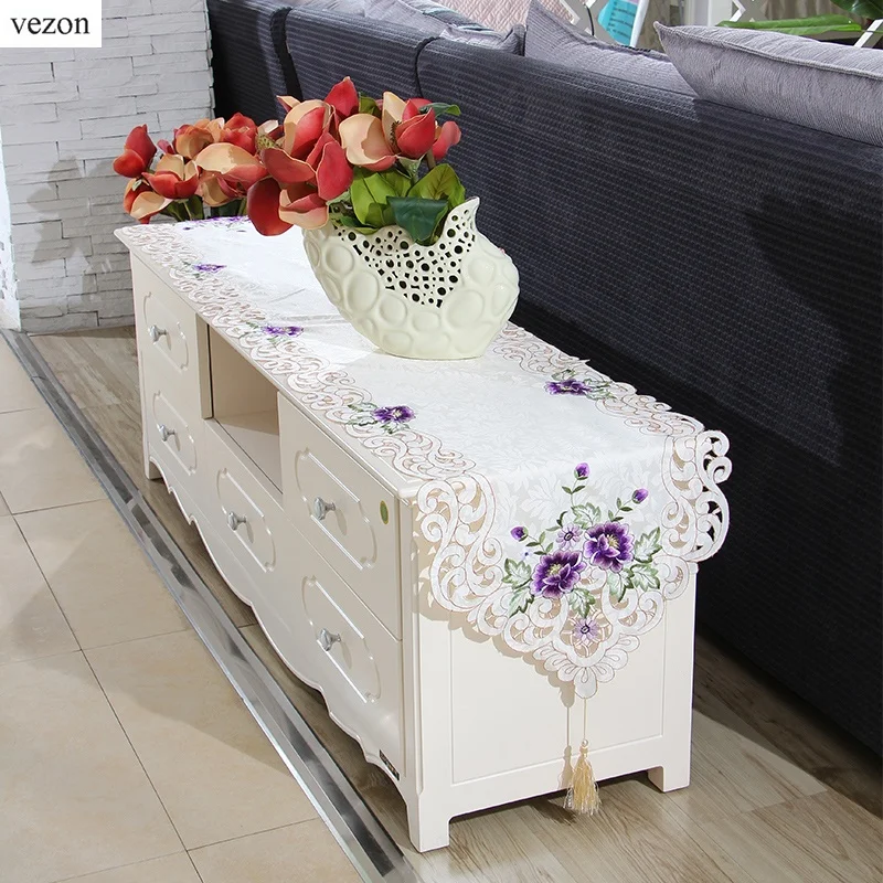vezon Hot Elegant Polyester Embroidery Table Runners Embroidered Floral Cutwork Table Cloth Cover Home Decor Textile Runner
vezon Hot Elegant Polyester Embroidery Table Runners Embroidered Floral Cutwork Table Cloth Cover Home Decor Textile Runner