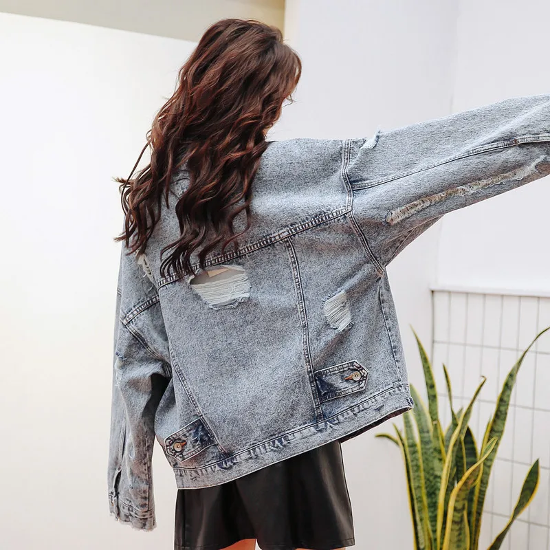 Ladies Denim Jackets Women Spring Turn Down Collar Hole Long Sleeve Casual Denim Jacket Women Jeans Coat Outerwear
Ladies Denim Jackets Women Spring Turn Down Collar Hole Long Sleeve Casual Denim Jacket Women Jeans Coat Outerwear