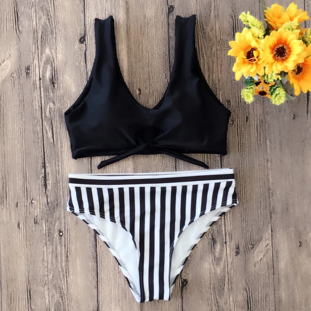 QIANG YI Striped Push Up Bikini Set Sexy Swimsuit Women Swimwear Female Bathing Suit Front Tie Suit Biquini Beachwear 2018 New
QIANG YI Striped Push Up Bikini Set Sexy Swimsuit Women Swimwear Female Bathing Suit Front Tie Suit Biquini Beachwear 2018 New